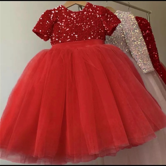 Girls dresses brand new 6-7 years - Picture 2 of 7